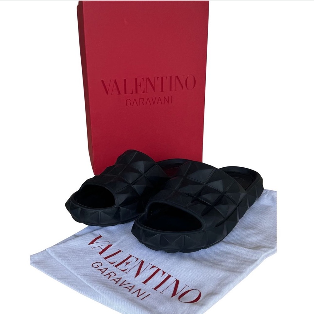 Valentino Garavani Black Roman Stud Turtle slide sandal in rubber